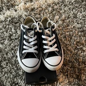 Toddler girl Converse